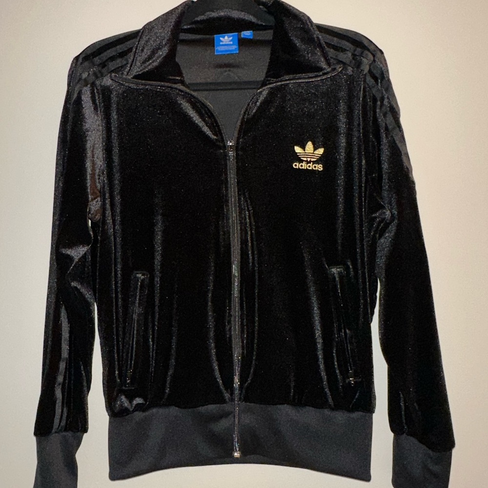 Like New Adidas zip up jacket!